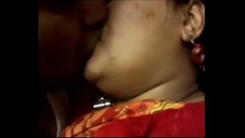 Tante Desi Yang Menggoda