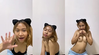 Aku Pengin Jadi Milikmu, Tuan. Adopsi Tubuhku Ini Dan Jadikan Aku Mainanmu Yang Paling Liar.