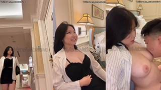 Bangun Pagi Langsung Rindu, Miss Breewales Amoy Manisnya Aku Panggil Ke Kamar Hotel Buat Dihajar