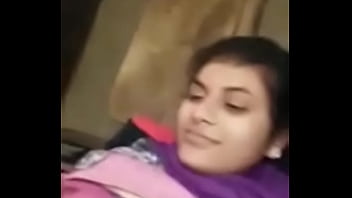 Pasangan Mesra Desi Dan Pacarnya Bercinta Liar Di Dalam Kelas