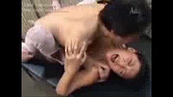 Perawat Tiongkok Matang Dihajar Ganas Oleh Para Staf