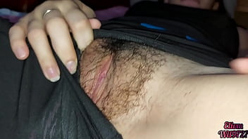 Adik Tiriku Desi Hindi Dalam Spandex Memamerkan Memeknya Padaku