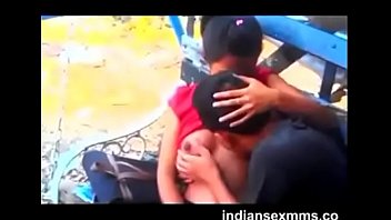 Mengisap Payudara Gadis Desa Yang Menggairahkan