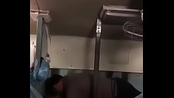 Kereta Api Mesum Pasangan Desi