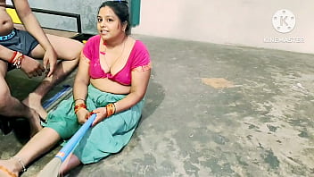 Ibu India Menggila Dengan Liarnya Memuaskan Hasrat Ranum