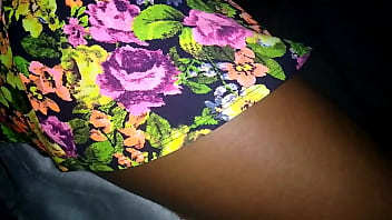 Sesi Panas Di Kat’s Playhouse: Tontin Aku Dihajar Gila-gilaan Di Grup Chat Live Sama Cowok Bule, Ngentot Interracial Bareng Penonton