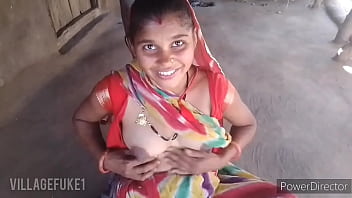 Radha Bhabhi Ki Gaon Mein Mast Chudai Ki Raat