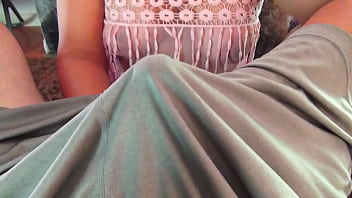 Menggali Kedalaman Sensual Negeri Tirai Bambu