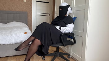 Istri Arab Mesir Yang Lubangnya Basah Dan Menggoda Dipuaskan Dengan Suntikan Penuh Di Dalam
