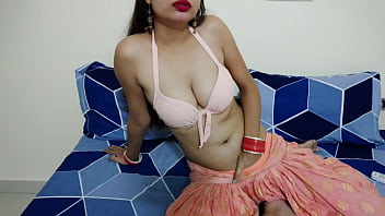 Gairah Malam: Bhabhi Tua Yang Menggoda Menggila Dengan Devar Polos! Adegan Panas Ala India Dengan Suara Merintih Yang Membuat Bergairah