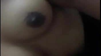 Puting Desi Yang Gelap Menggoda