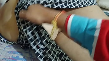 Istri Rumah Tangga Desi Nikmati Kenikmatan Seks Yang Menggoda