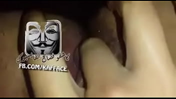 Gadis Arab Panas Mengocok Memeknya Sendiri Sampai Basah