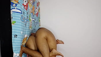 Menggila Kasar Dan Keras Dengan Istri Jalang Di Kamar Saudara Tiriku Saat Dia Masuk