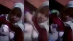 Masturbasi Menggairahkan Di Balik Hijab