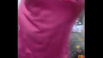 Gadis Bigo Live | Tanpa Bra, Dada Montok Menggoda