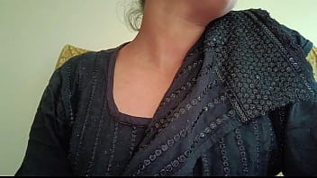 Video Panas Istri Desi India Yang Menggoda Di Desa