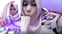 Rina Dewi Mengguncang Ranjang Dengan Adonan Toge Yang Liar