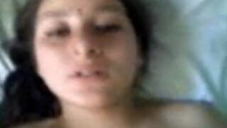 Video Skandal 15 Menit Dengan Beruang Nepal Yang Menggoda