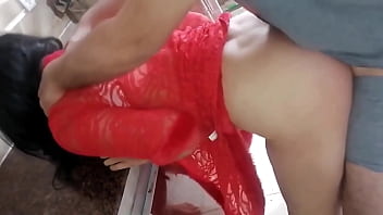 Menggoda Istri Teman Arabku Di Dapur