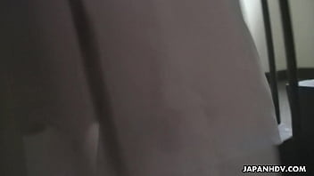 Gadis Jepang Tomomi Matsuda Digelitik Jari Tanpa Sensor