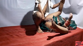Ibu Tiri India Dan Anak Tirinya Berhubungan Intim Di Hari Ulang Tahun Pernikahan Mereka Bagian 1