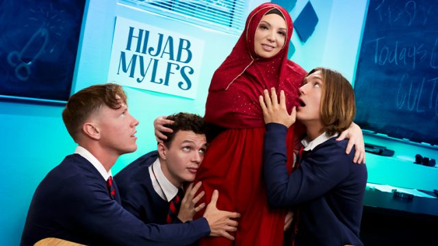 Butuh Wanita Sejati Untuk Memuaskan Tiga Pria Sekaligus Dengan Hijab
