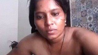 Gadis Mandi Sendiri: Adegan Panas Yang Menggoda