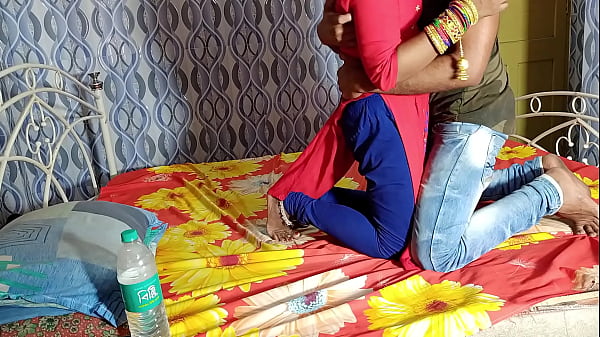 पति की गैरमौजूदगी में अपनी शादीशुदा छात्रा के घर जाकर उसे चोदने का मजा – साफ हिंदी आवाज में – पहला हिस्सा