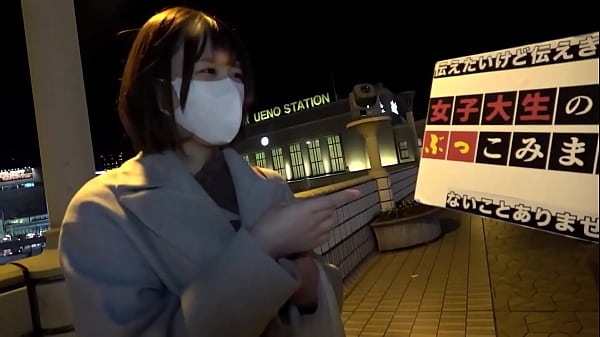 【激エロチャイナ服で誘うコンパニオンカフェの痴女店員】