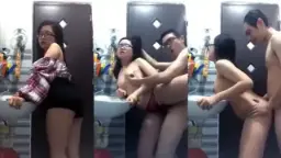 Berdiri Di Kamar Pacar Chindo, Kami Saling Menyodok Penuh Nafsu