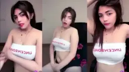 Gadis Manis Remas-remas Payudara Montok