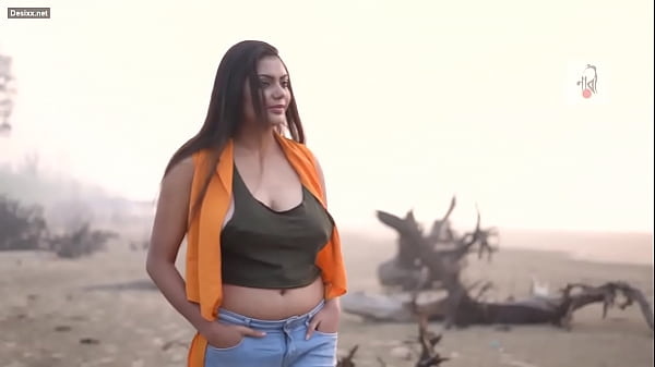 Pemotretan Sensual Gadis Desi Yang Menggoda