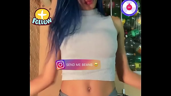 Novinha Gostosa Na Live Com A Bucetinha Marcando Na Calcinha