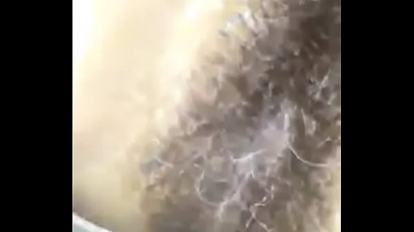 Gadis Desi Dewasa Menggoyangkan Kemaluan