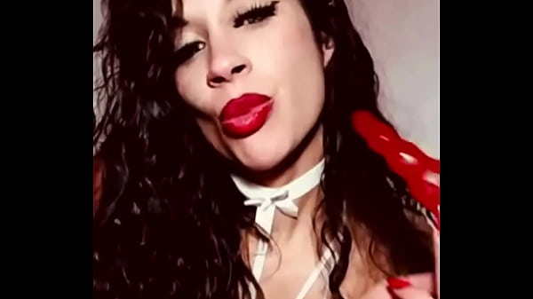 Tersedia Live Sekarang Di Cam4, Siap Menggoda