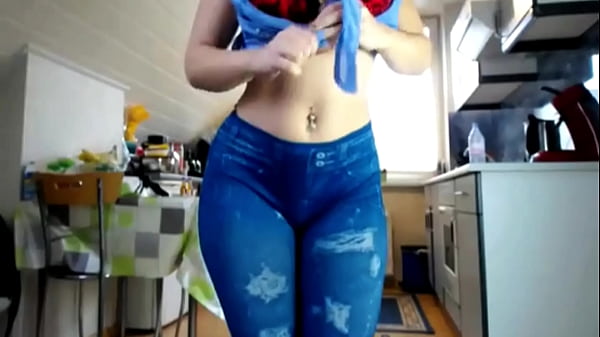 Sexydea Menggoda Di Depan Kamera Langsung