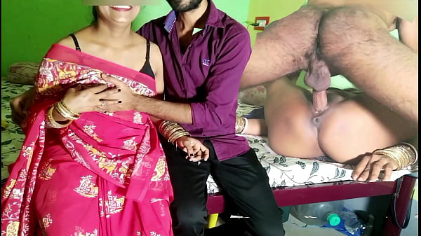 बायोलॉजी ट्यूशन टीचर ने अकेले में अपनी स्टूडेंट की स्टेपमॉम के साथ जंगली सेक्स किया