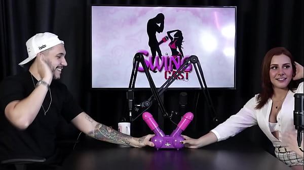 Diusir Ibunya, Ngobrolin Operasi Kelamin, Ternyata Dia Suka Kontol Kecil – Bia Ruyva & Jack Por (sheer/red)