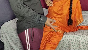 Dever Ne Bhabhi Ki Garam Chut Ki Pyaas Bujhai