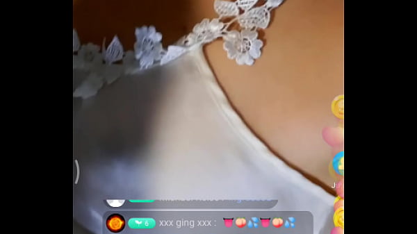 Siaran Panas Yang Menggoda Langsung Dari Layar