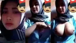 Tante Berjilbab Ganas Tobrut Menggoda