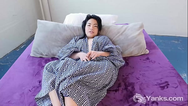 Gadis Asia Amatir Yanks Berharap Emas Mainkan Memeknya