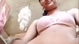 Bidadari Ranjang Tetangga Yang Menggoda