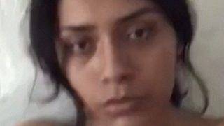 Gadis Instagram India Cantik Lagi Main Jari Sendiri