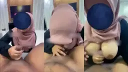 Ukhti Berhijab Sepongan Nikmat Menggoda Yrswty