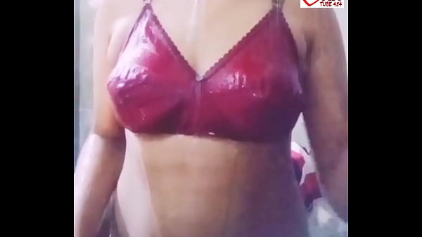 Real Desi Cewek Shawar Dijilat Jari Sampe Basah