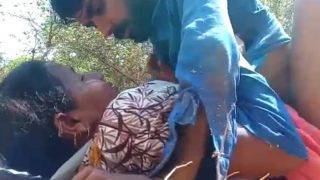 Biarin Aja, Randi Bihari Colokan Di Luar, Siap Digebukin Sambil Telanjang.