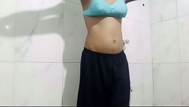Video Viral Kakak Tiri India, Bikin Ngaceng