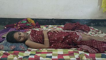 Desi Bhabhi Digoyang Keras Sama Tetangga, Sampe Minta Ampun